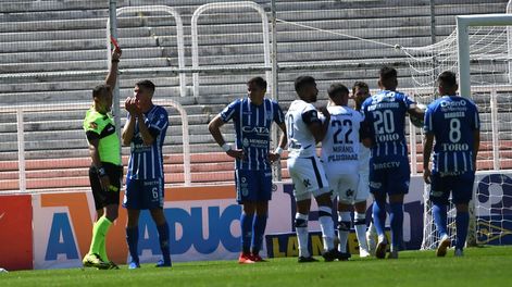 No Ayala la paz: el Tomba revivió al Lobo de Maradona