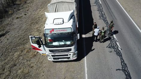 El accidente se produjo en la ruta 188, a la altura de General Alvear cuando un camionero embistió contra la gente que estaba en las orillas.