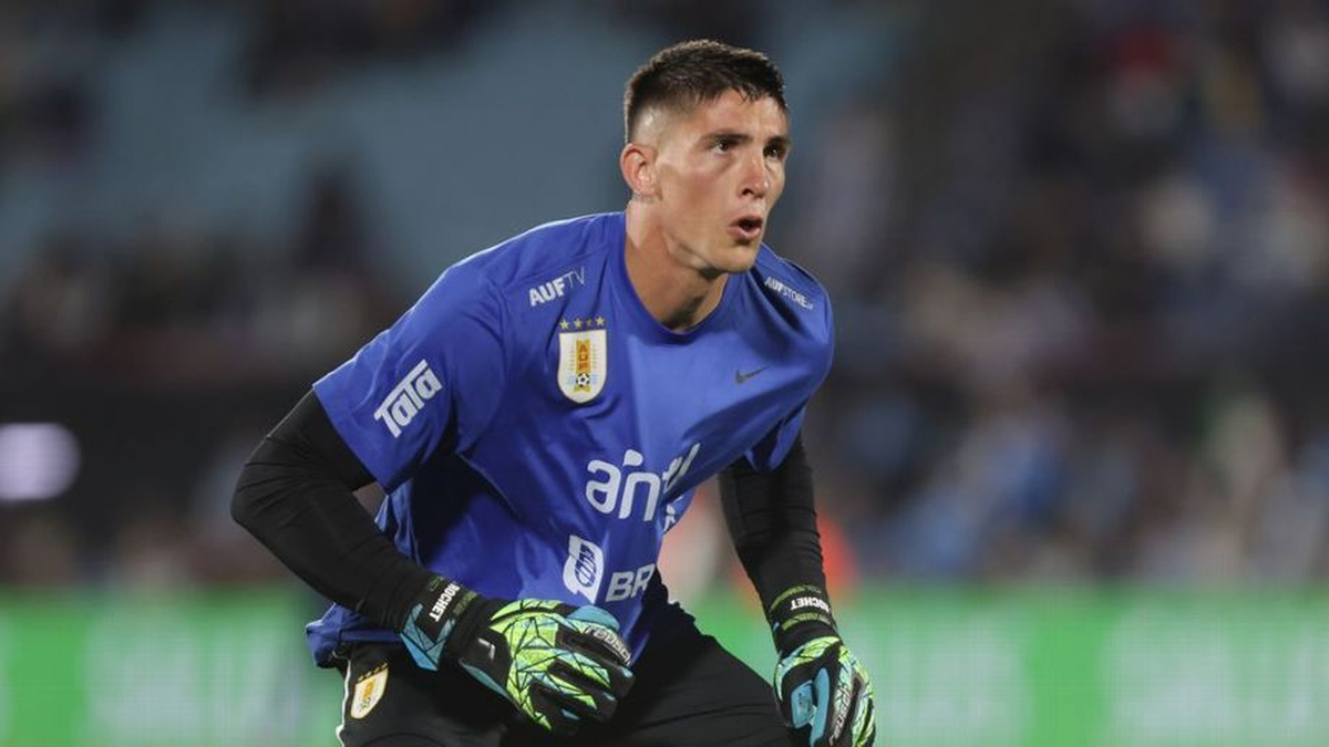 Boca apunta a Sergio Rochet para reforzar el arco tras el duro golpe en la Copa Libertadores