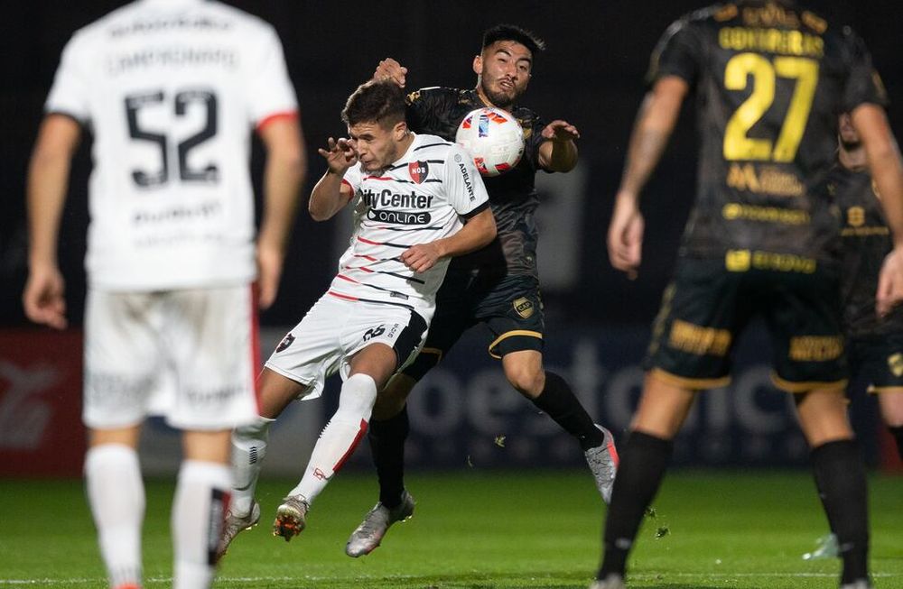 Tras un error insólito del arquero de Platense, La Lepra gana 1 a 0. (Prensa Platense)