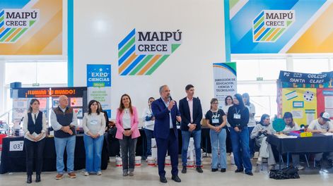 Cientos de jóvenes fueron protagonistas en la Expo Ciencias de Maipú