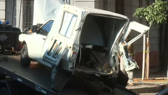 Los testigos aseguran que la camioneta intentó cruzar con la barrera baja.