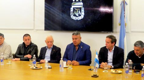 Sin lista opositora, Tapia seguirá al frente de la AFA (Foto: Prensa AFA).