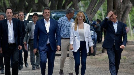 Los Andes | El ministro de Economía de la Nación, Sergio Massa, pasó por Mendoza para anunciar una serie de medidas para paliar los daños ocasionados en el agro por el clima. Foto: Orlando Pelichotti.