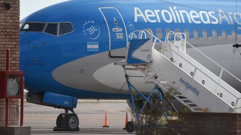 Las acciones de Aerolíneas Argentinas serán cedidas a sus empleados - Archivo/ Los Andes