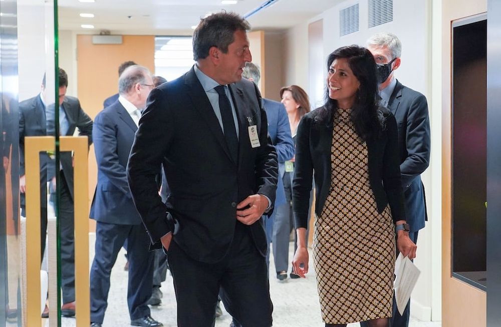 Sergio Massa con la número dos del FMI Gita Gopinath