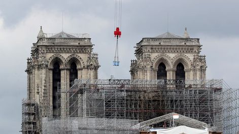 Los Andes | Comenzarán oficialmente la reconstrucción de Notre Dame. (AP)