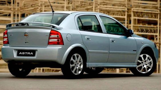 asi seria el nuevo chevrolet astra: la version 2027 del historico auto
