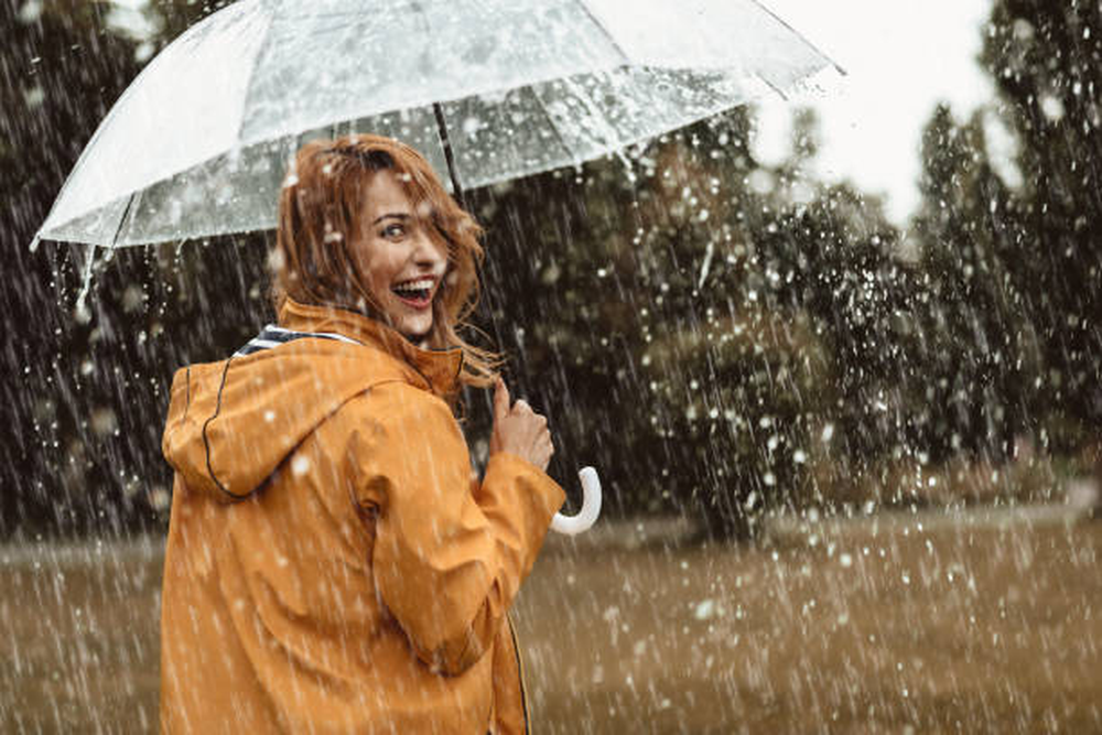 Según la psicología, estas son algunas razones por las que a las personas le gustan el ruido de la lluvia.