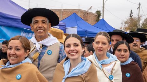 Maipú se viste de celeste y blanco por los festejos de la Patria