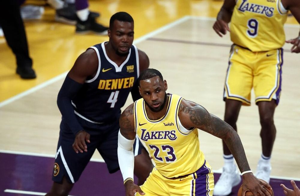 NBA: los Nuggets estropeó el debut de LeBron (Lakers) y el trío de Utah, la de Leonard