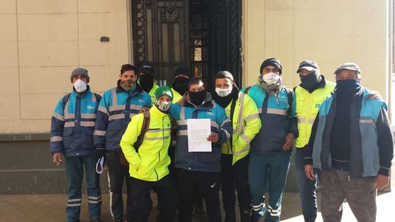 Trabajadores de Capital le enviaron una carta al Arzobispado para pedir su intermediación en el conflicto salarial