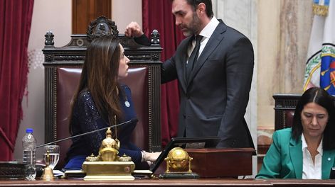 Los Andes | La vicepresidenta Victoria Villarruel y el jefe del bloque de senadores de La Libertad Avanza, Ezequiel Atauche (Foto: Comunicación Senado)