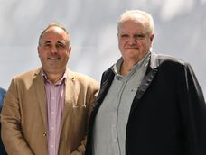 Miguel Moreno, secretario de Agricultura de San Juan, y Fabián Ruggeri, presidente de Coviar, en el almuerzo de productores en el INTA. / Foto Prensa Coviar Miguel Moreno, secretario de Agricultura de San Juan, y Fabián Ruggeri, presidente de Coviar, en el almuerzo de productores en el INTA. / Foto Prensa Coviar