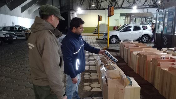 El cargamento de cigarrilos secuestrado. Gentileza Gendarmería Nacional.&nbsp;
