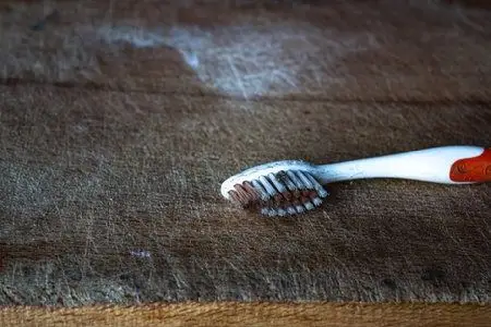 Cepillos reciclados aplican un truco eficaz que mejora limpieza y orden del hogar. Cepillos reciclados aplican un truco eficaz que mejora limpieza y orden del hogar.