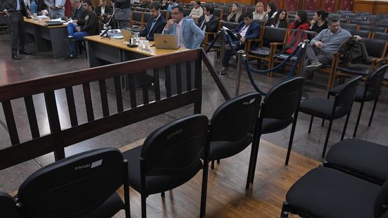 No caben dudas de que la ampliación del juicio por jurados potenciará la base democrática y republicana que supone toda participación activa de la ciudadanía en el contralor de los actos que llevan a cabo las autoridades que representan a la voluntad popular.