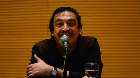 Dorio, cuando presentó su libro de poemas en el Festival Internacional de Poesía de Mendoza 2014, dirigido por Fernando G. Toledo. / Foto: Camila Toledo