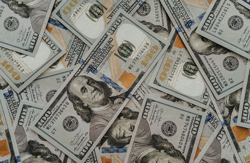 El dólar necesita ser autorizado en esta jornada, para compras y ventas.