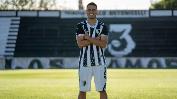 a pocos dias de su debut, gimnasia y esgrima cerro a un extremo