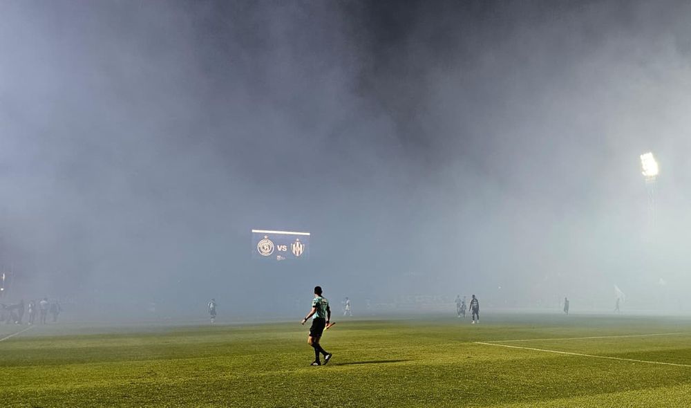 Impresionante el recibimiento de la gente de Independiente Rivadavia para su equipo, campeón de la Copa Argentina 2025. Histórico. 