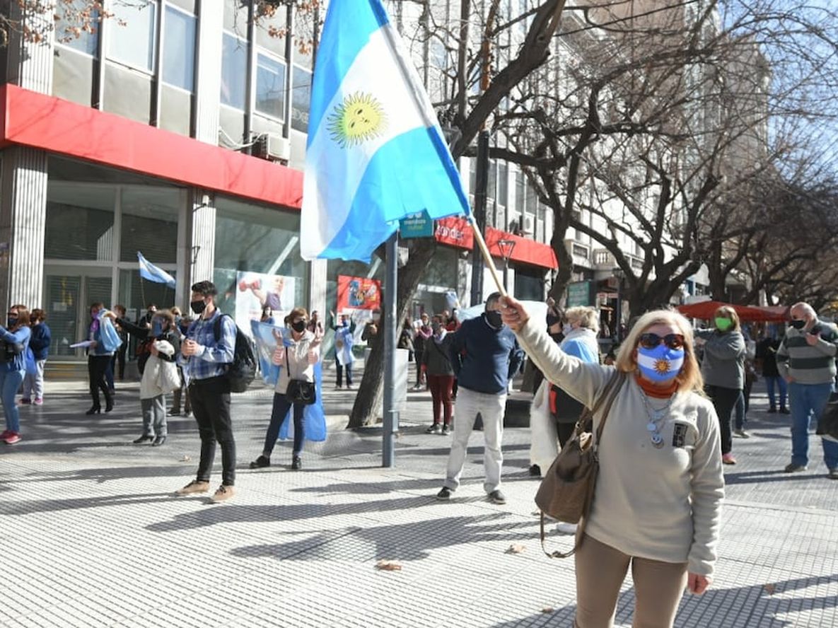 Análisis del #17A en Mendoza: la calle de los hartos