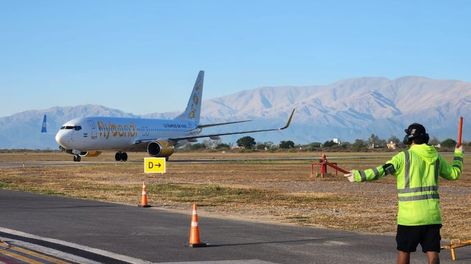 La aerolínea Flybondi suma más aviones para satisfacer la demanda del verano. (Flybondi)