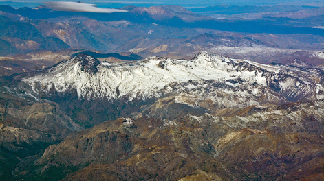 Emiten alerta amarilla en el volcán Planchón-Peteroa