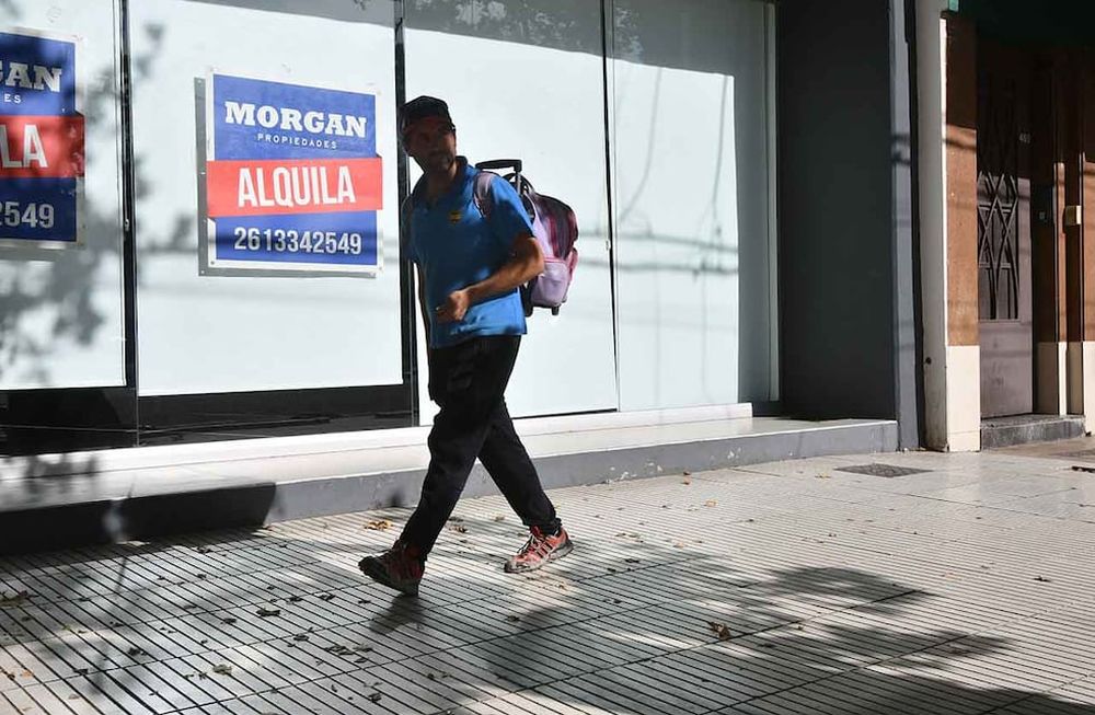 El ajuste consiste en multiplicar el valor que pagaban desde hace un año por 3,21; el valor resultante es el valor locativo que regirá desde mayo de 2024 hasta abril de 2025, inclusive.Foto: José Gutierrez / Los Andes