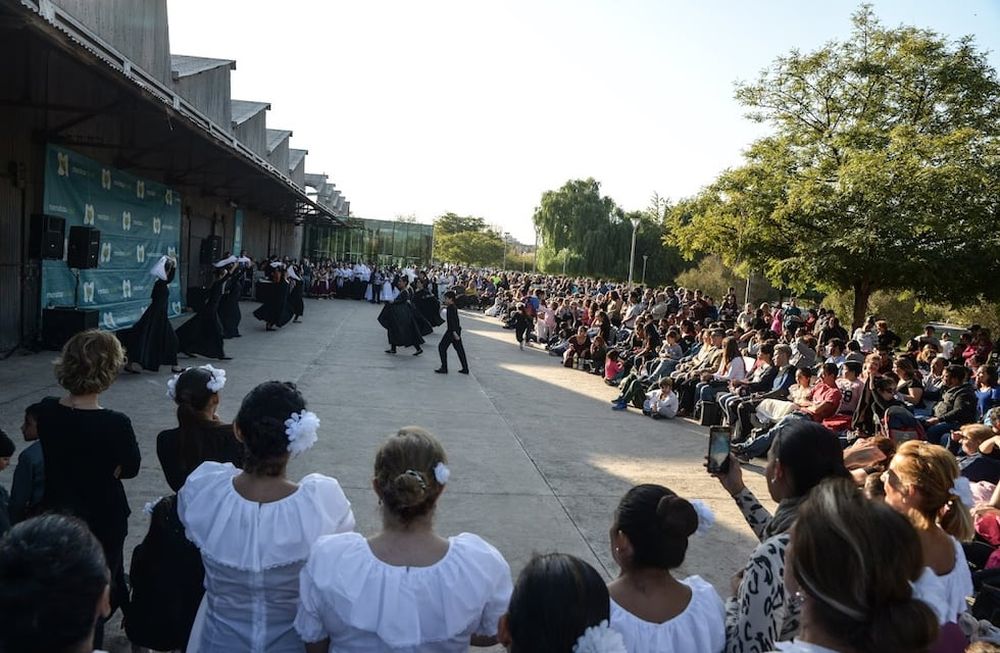Vení a compartir nuestra tradición en la “Mateada Patriótica”