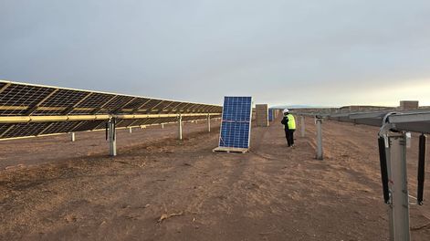 Genneia, Parque solar Los Molles, Malargüe