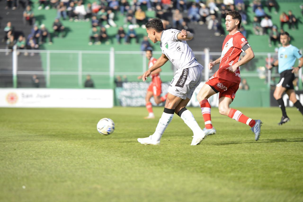 El Deportivo Maipú sumó un triunfo importante ante Chacarita y ahora va por Gúemes