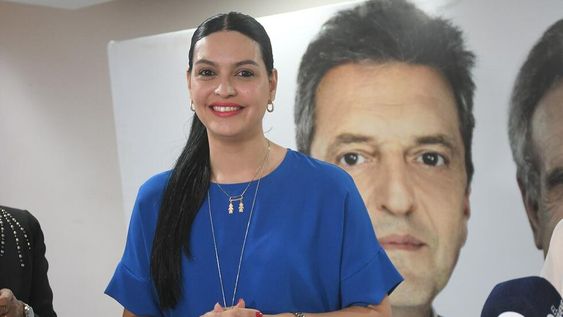 Elecciones presidenciales 2023 en la República Argentina.Flor Destéfanis en el bunker del Partido Justicialista Unión por la Patria de Ciudad Foto: José Gutierrez / Los Andes