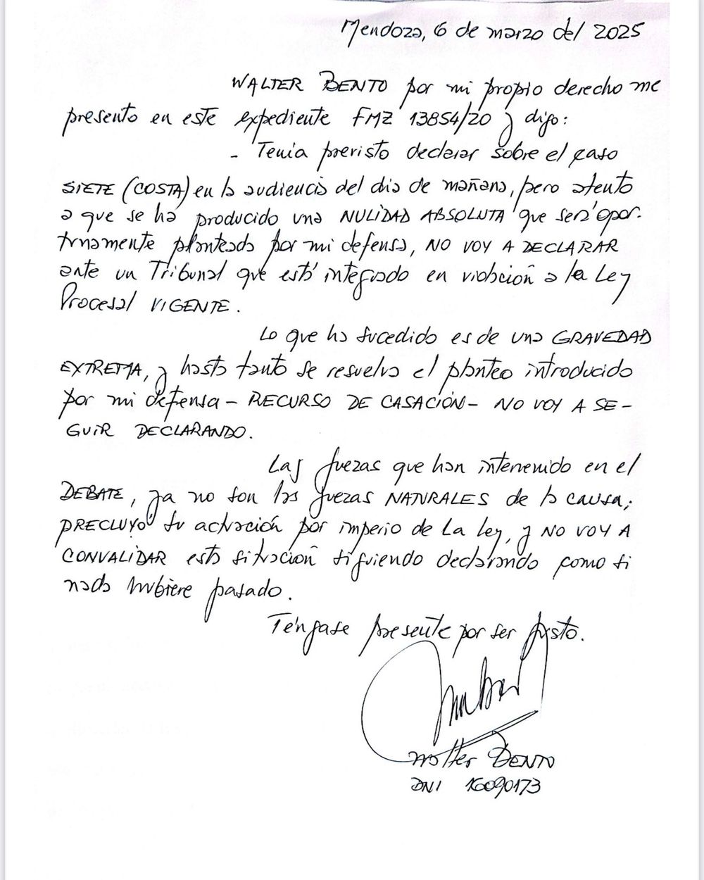 La carta escrita a mano del exjuez Walter Bento contra el TOF Nº 2