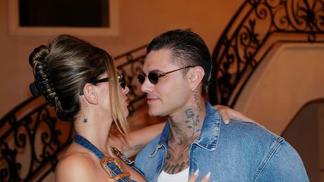 La China Suárez y Mauro Icardi causaron furor con sus looks para una fiesta llena de famosos argentinos