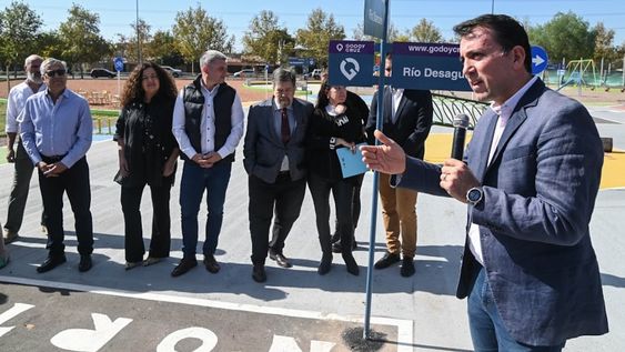 Godoy Cruz inauguró el espacio verde Carlos de la Rosa y realizó la apertura de Segundo Sombra, en un emotivo acto
