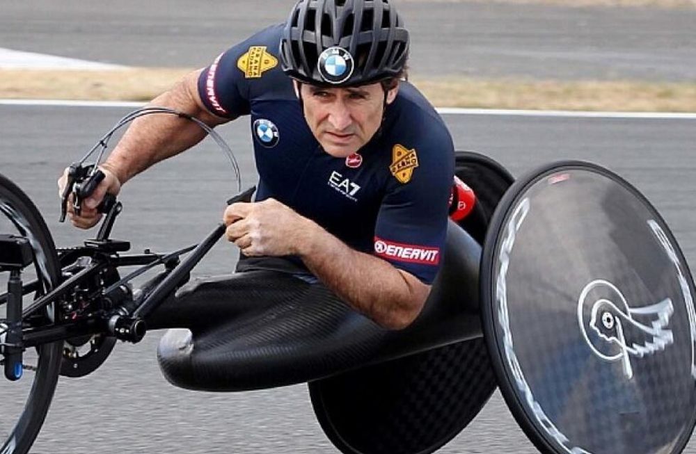 Alex Zanardi fue intervenido quirúrgicamente por tercera vez desde su intenación. Así lo expresó un comunicado emitido por el hospital de Siena.