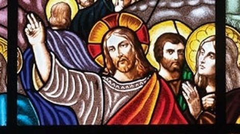 Jesús respondió “Cuídense de que nadie los engañe, porque muchos vendrán usurpando mi nombre y dirán: ‘Yo soy el Mesías. El tiempo ha llegado’. Pero no les hagan caso.