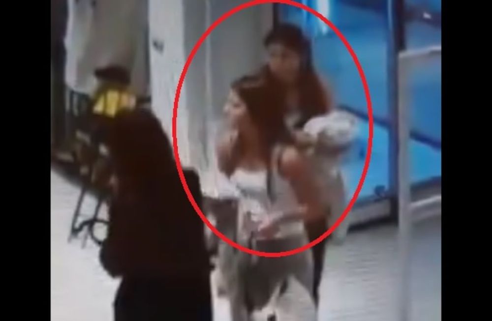 Dos turistas españolas fueron detenidas por robar un conocido local de ropa en el shopping de Palermo