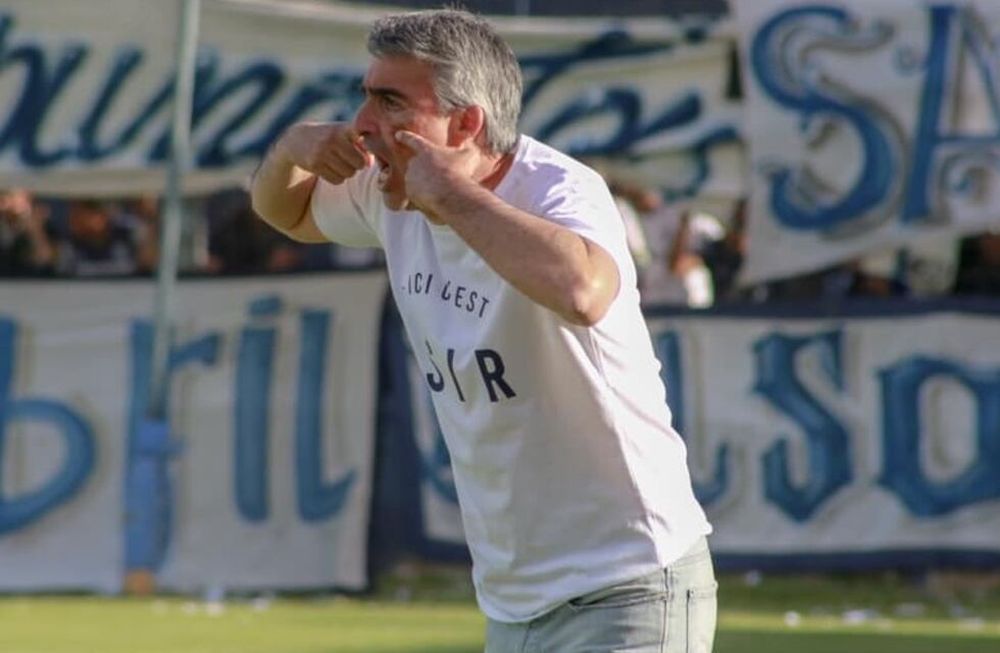 Gabriel Gómez, el comandante, el padre de este plantel de Independiente que ilusiona a todo el mundo Leproso.