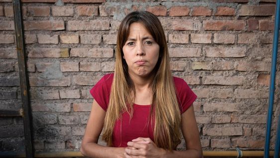 La joven de 29 años cuenta que sus padres, hermanas, su pareja; y su pequeña hija Alma, le dan fuerzas para seguir adelante. Foto: Ignacio Blanco / Los Andes