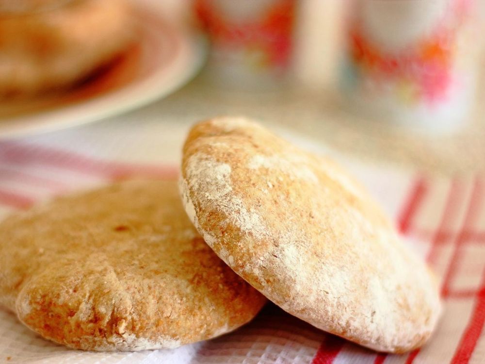 Pan integral en sartén, la receta fácil y rápida cómo hacerlo sin horno ni harina (1)