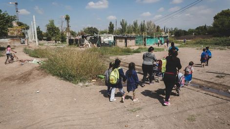 En la provincia de Mendoza, entre asignaciones familiares y asignaciones universales, se cubre a más de 400 mil niños.