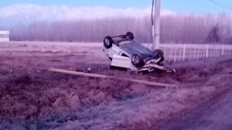 Los Andes | Conductor ebrio volcó en Tunuyán. Foto: Prensa Seguridad Mendoza
