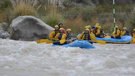 Los Andes | El rafting sobre el Río Tunuyán es una de las actividades predilectas por parte de los turistas más aventureros. / Foto: Claudio Gutierrez / Los Andes