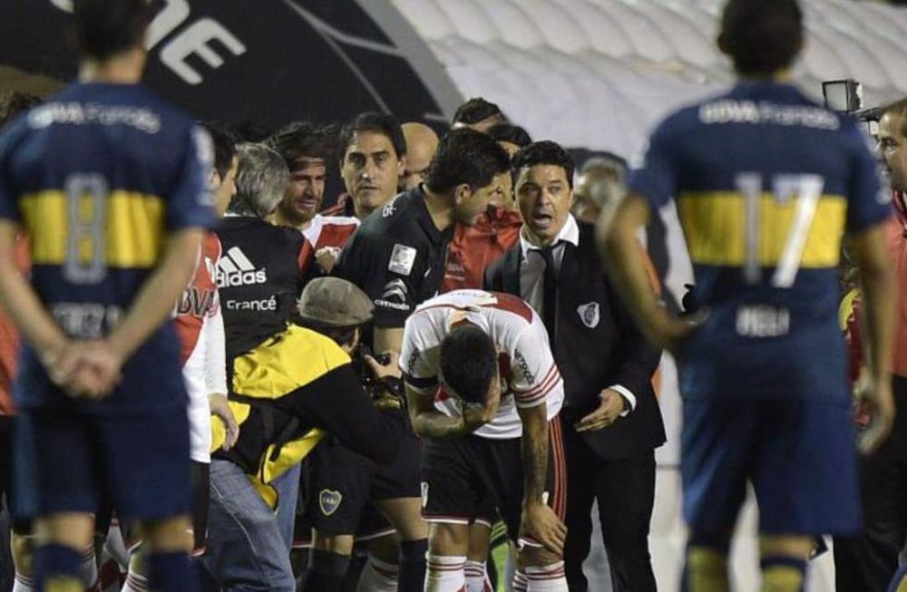 Se cumplen 5 años del polémico partido del gas pimienta entre Boca y River