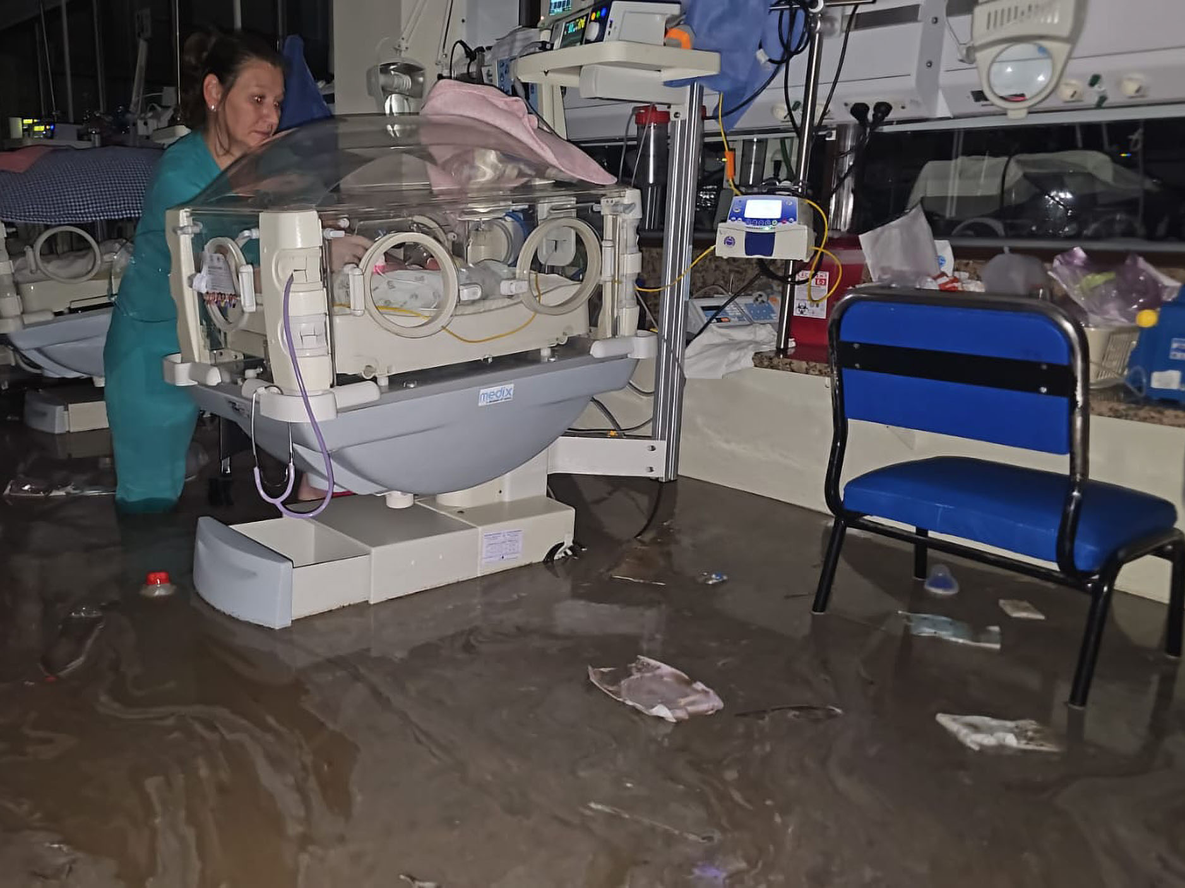 Bahía Blanca. También fue afectado el Hospital Penna FOTO: REDES/NA