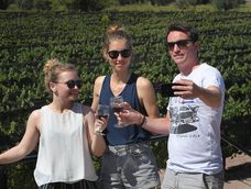 Turismo en Mendoza: el Ente Mendoza Turismo (Emetur) confirmó que las “Mansas Promociones” que ofrece la provincia para el sector turístico permanecerán vigentes hasta el 31 de mayo.