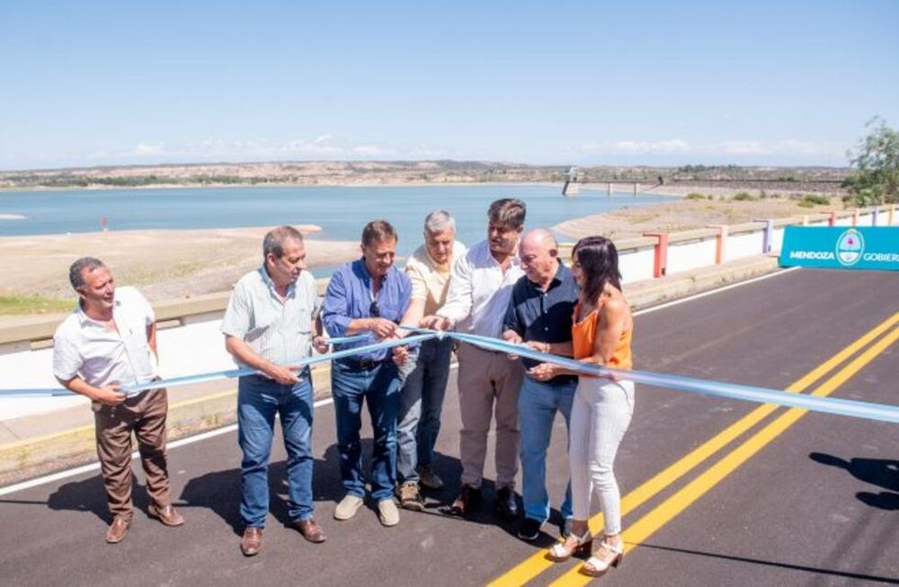 Suarez inauguró el nuevo Perilago de El Carrizal