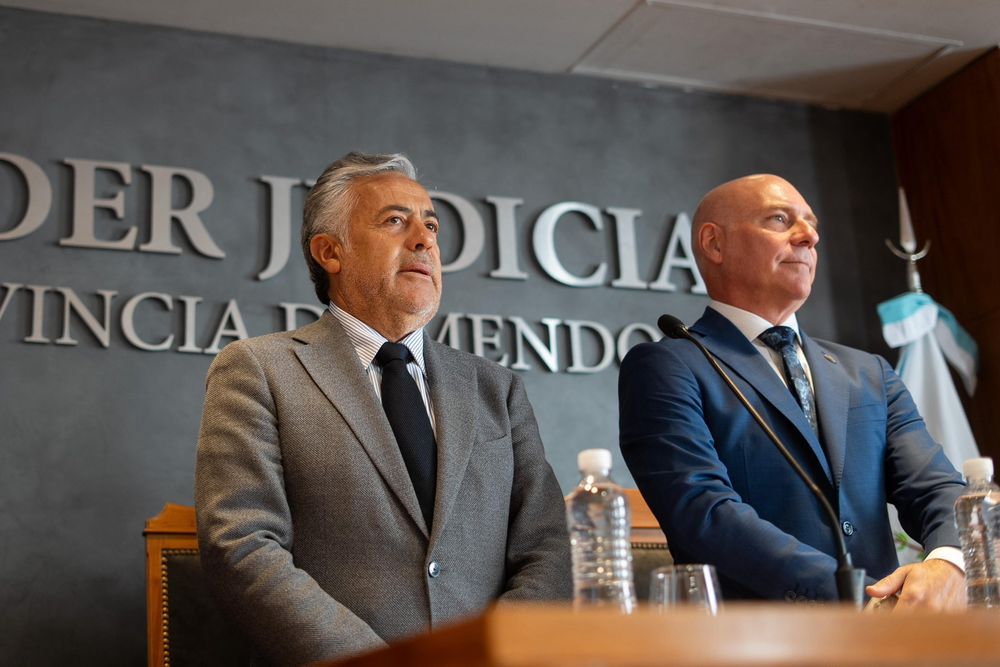 El gobernador Alfredo Cornejo y el presidente de la Suprema Corte de Justicia, Dalmiro Garay, titular también del Jury de Enjuiciamiento.&nbsp;